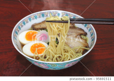 Delicious ramen Delicious ramen 95691511