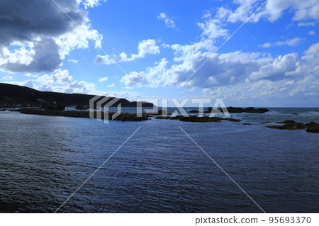 大岩海灘[青森縣深浦町] 95693370