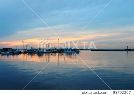 Futtsu Fishing Port (Futtsu City, Chiba Prefecture) Futtsu Fishing Port (Futtsu City, Chiba Prefecture) 95702207