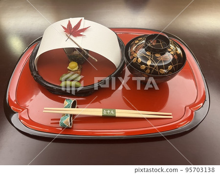 可用於娛樂的懷石料理 95703138