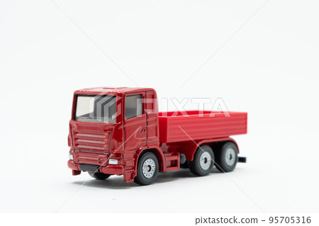 Construction red old truck toy with black wheels 95705316