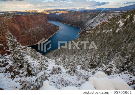 Winter in Flaming Gorge 95705961
