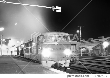 Railway JNR Train Locomotive DD54 DL Fukuchiyama Locomotive Depot Bantan Line Wadayama 95707507