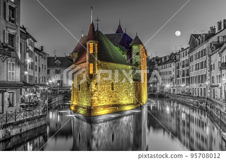 Palais de l'Ile jail and canal in Annecy old city, France, HDR 95708012