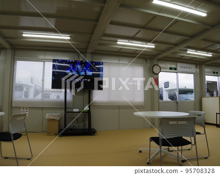 COVID-19 Sanatorium Common Space 6 95708328