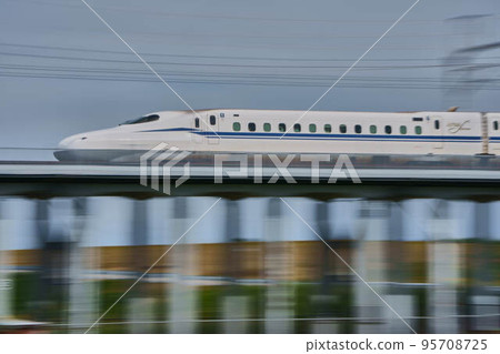 Passing Shinkansen 95708725