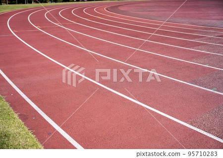 Scenery of the track and field track Fukushima City, Fukushima Prefecture Scenery of the track and field track Fukushima City, Fukushima Prefecture 95710283