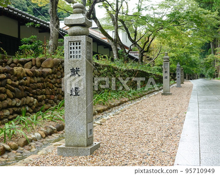 Hattasan Soneiji Temple Approach 03 Hattasan Soneiji Temple Approach 03 95710949