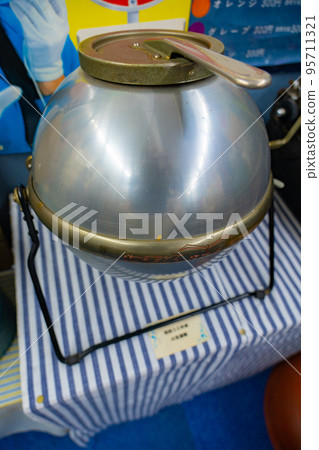 Showa retro rice cooker Matsushima Retro Kan (Matsushima Town, Miyagi Prefecture) Showa retro rice cooker Matsushima Retro Kan (Matsushima Town, Miyagi Prefecture) 95711321