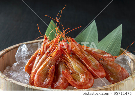 新鮮美味的蝦 新鮮美味的蝦 95711475