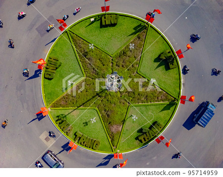 A crossroads in Vietnam. 95714959