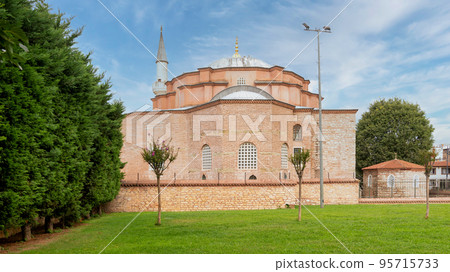Little Hagia Sophia Mosque, or Kucuk Ayasofya Camii, formerly the Church of Saints Sergius and Bacchus, Istanbul, Turkey 95715733