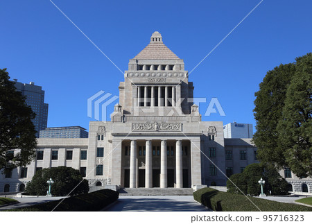 國民議會大樓 95716323