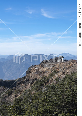Beautiful scenery seen while walking Mt. Nantai 95717577