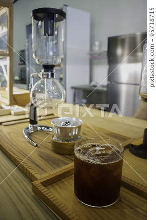 Syphon coffee maker in craft cafe Syphon coffee maker in craft cafe 95718715