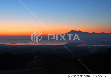 白木峰高原的早晨和日出 白木峰高原的早晨和日出 95722376