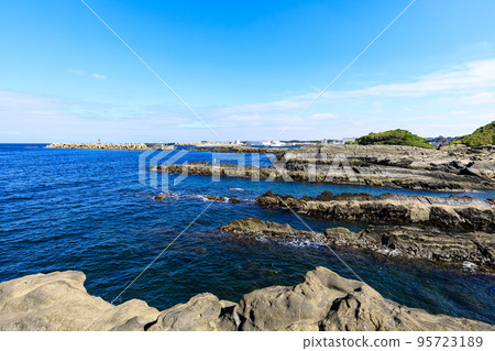 三浦半島神奈川縣最南端的城島的夏天 95723189