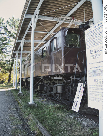 EF16 electric locomotive 95724300