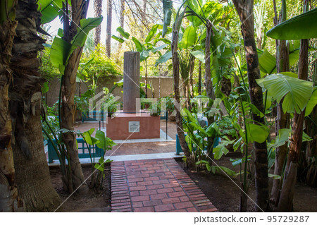 View on Monument in order former owner of fashion guru Yves Saint Laurent of Majorelle garden in Marracech View on Monument in order former owner of fashion guru Yves Saint Laurent of Majorelle garden in Marracech 95729287