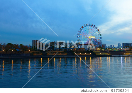 Arakawa Amusement Park's New Ferris Wheel Illumination Night View Sunshine Arakawa Amusement Park's New Ferris Wheel Illumination Night View Sunshine 95730204
