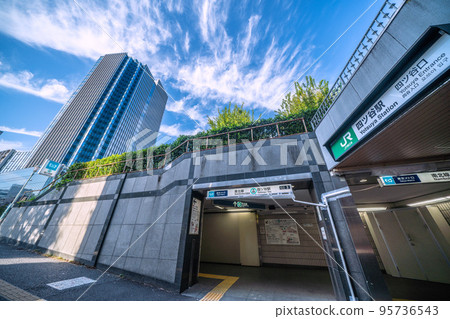 日本東京街景四谷站(四谷口)、東京Metro地鐵南北線四谷站、科摩四谷等 日本東京街景四谷站(四谷口)、東京Metro地鐵南北線四谷站、科摩四谷等 95736543