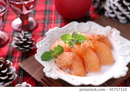 Ruby apple compote 95737320