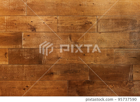 深棕色粗紋木老化地板的水平背景圖像 95737590