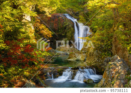 Sekiyama Otaki of autumn Sekiyama Otaki of autumn 95738111