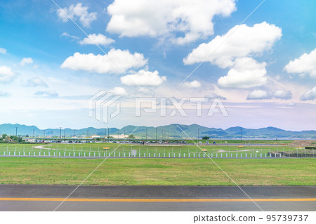 Izumo Airport Izumo Marriage Airport Runway (Izumo City, Shimane Prefecture) Izumo Airport Izumo Marriage Airport Runway (Izumo City, Shimane Prefecture) 95739737