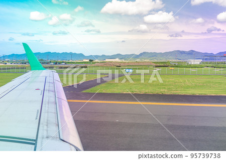 Izumo Airport Izumo Marriage Airport Runway (Izumo City, Shimane Prefecture) Izumo Airport Izumo Marriage Airport Runway (Izumo City, Shimane Prefecture) 95739738