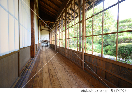 Japanese house 1 95747081