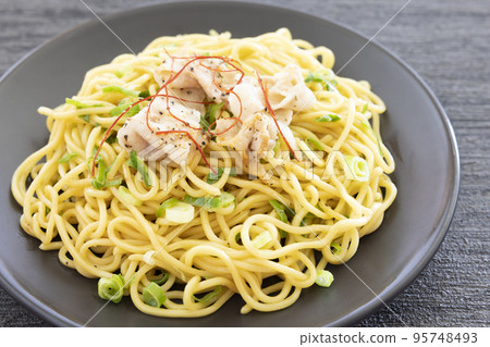 蔥鹽炒麵 95748493