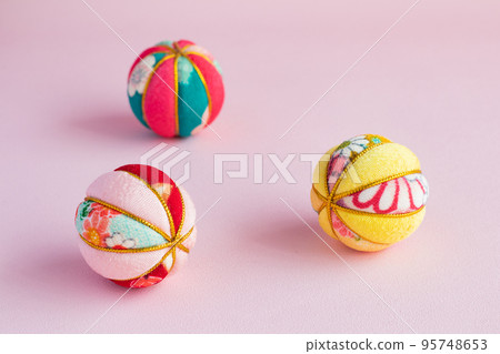 Japanese traditional toy accessories 95748653