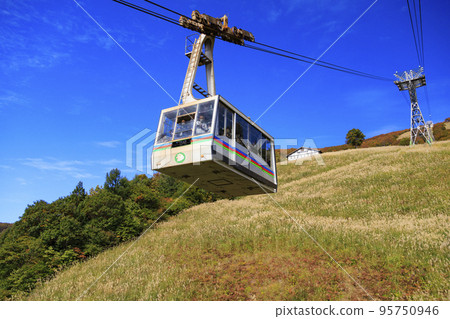 客家山索道秋葉之靜美 客家山索道秋葉之靜美 95750946