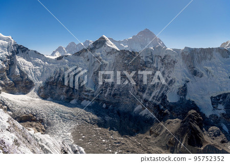 Panoramic view of Mount Everest, Himalayas Napal. Panoramic view of Mount Everest, Himalayas Napal. 95752352