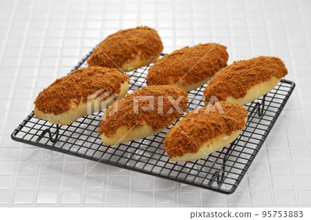 Nikumatsu (Pork Denbu) Bread 95753883