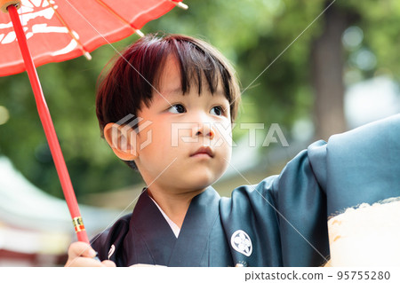 七五三節 3歲男孩 95755280
