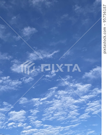 藍天 95756187