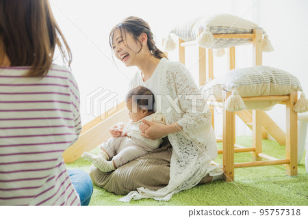 Children's room Mama Tomo 95757318