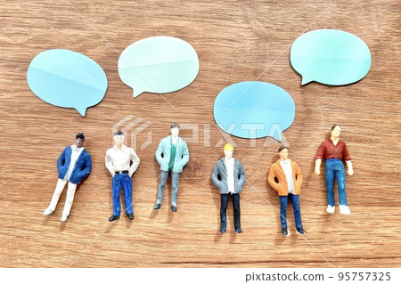 Opinions of male users Discuss with each other Opinions of male users Discuss with each other 95757325