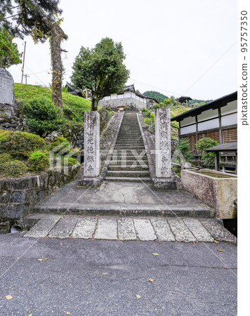Former Nakasendo Tsumago-juku Kotokuji Temple 95757350