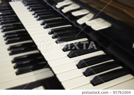 Close-up of a piano keyboard Close-up of a piano keyboard 95761004