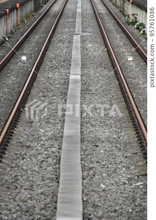 一條直線 95761086