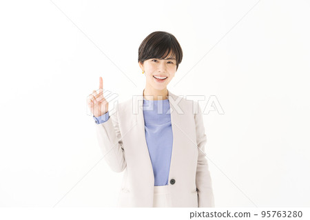 女人指著 女人指著 95763280