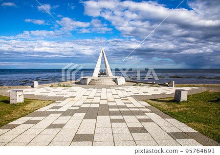 【北海道稚內市】日本最北端：宗谷岬和庫頁島（Karafuto）10月 95764691