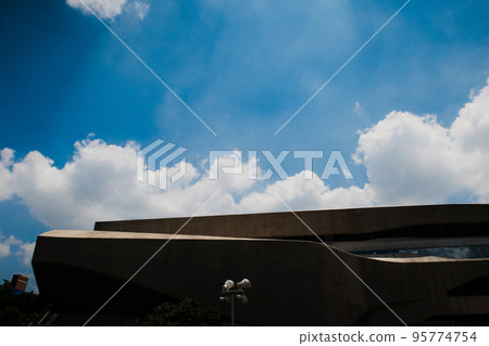 summer blue sky and white clouds 95774754