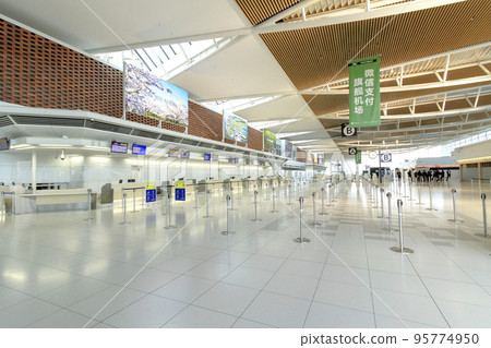 New Chitose Airport International Terminal 3F departure lobby counters A and B 95774950