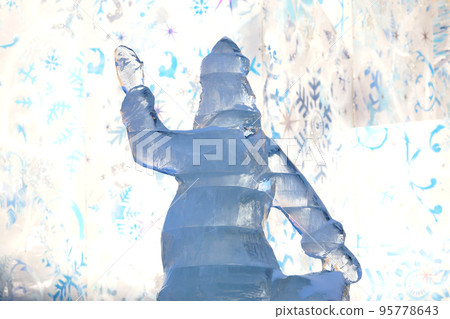 ice figure Santa Claus ice figure Santa Claus 95778643