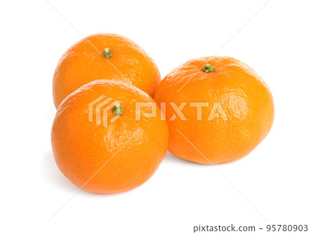 Fresh ripe juicy tangerines isolated on white Fresh ripe juicy tangerines isolated on white 95780903