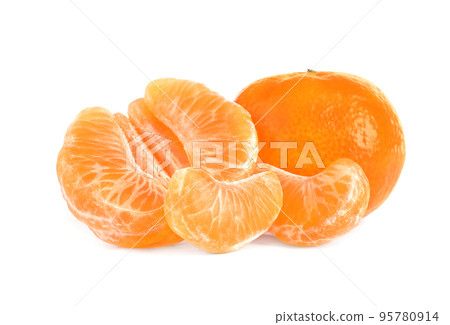 Fresh ripe juicy tangerines isolated on white 95780914